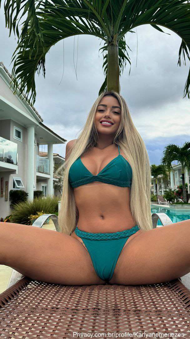 Fotos Karlyane Menezes #3